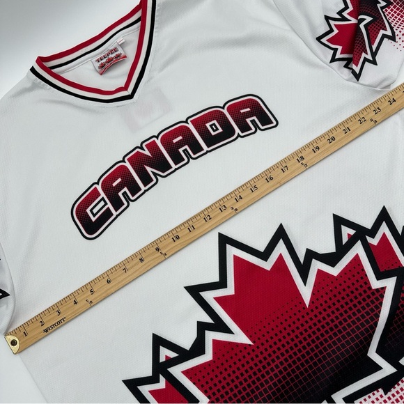 Canada Leaf Hockey Jersey Shirt Teepee Sports‎ Men’s Size Medium M Red White - Picture 5 of 7